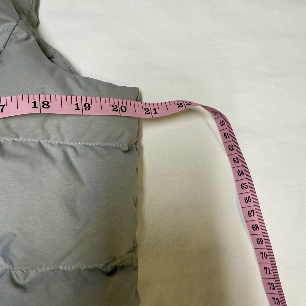The North Face Women’s Nuptse 700 Vest Medium Gray Down Insulated EUC - Picture 4 of 14